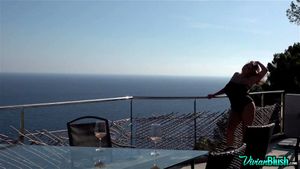 huge tits 2 thumbnail