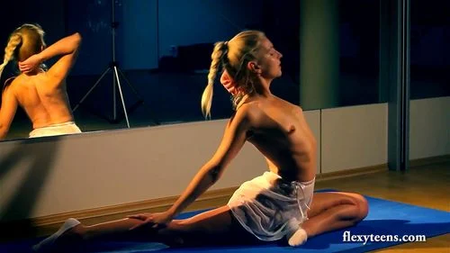 Flexible Lena shows nude gymnastics