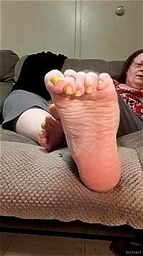 Mature chubby feet tease Mature chubby feet tease