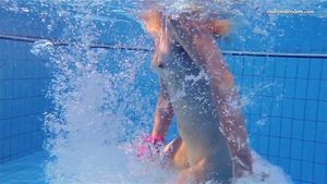 Absolute underwater blonde beauty Elena Proklova