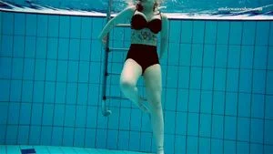 Under Water Girls thumbnail