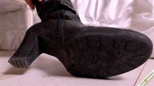 shoe worship thumbnail