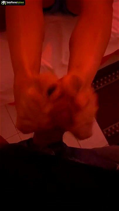 Massage Parlor Happy Ending Footjob: Asian, Foot Fetish & Massage Parlour Porn - SpankBang