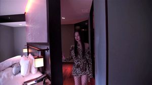 Chinese thumbnail