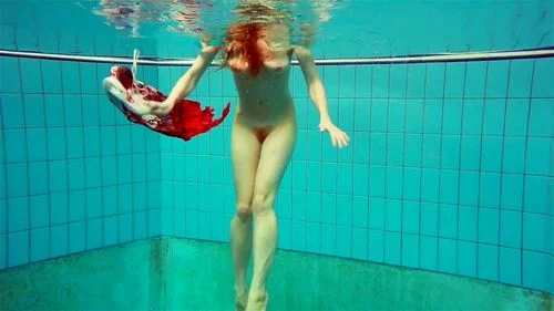 Underwater Show, solo female, big tits, solo