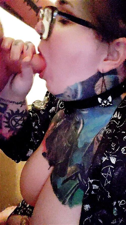 goth, gothic tattooed slut, submissive, blowjob