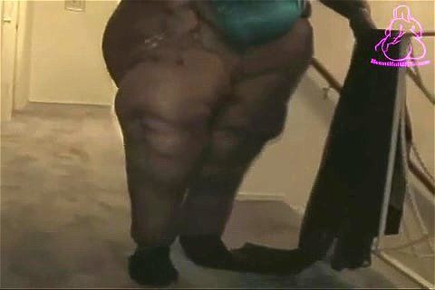 Super duper azz......b Super duper azz......b