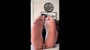 Feet thumbnail