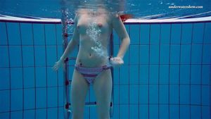 UNDERWATERSHOW thumbnail