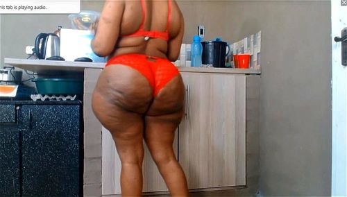 jiggly, giant ass, thick, cam