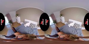 VR Daisy Lee thumbnail
