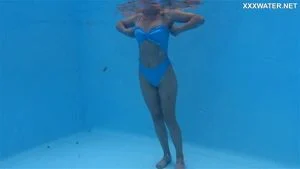 Nude Swimming thumbnail