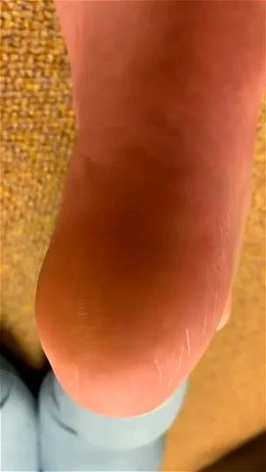 Feet thumbnail