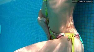 Sexiest milf Nicole Pearl underwater naked and erotic