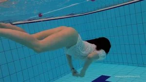 UNDERWATERSHOW thumbnail