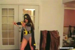 Superheroine thumbnail