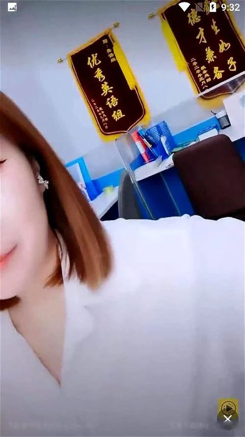 英语老师 蜜桃吖 Video Porno - SpankBang