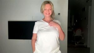 KIRA DEVINE MILF thumbnail