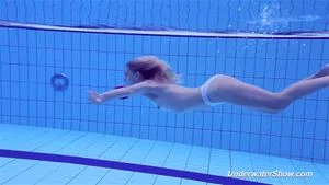 Under Water Girls thumbnail