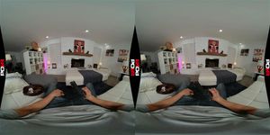 PETITE Claire Roos thumbnail