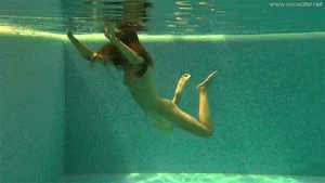 Under Water Girls thumbnail