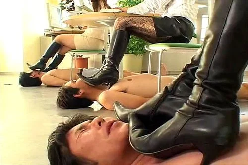 Office-Femdom-OL-Feet: Stripchat, Asian & Japanese Porn - SpankBang