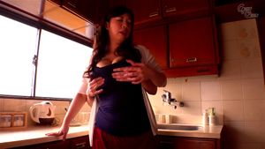 S_H_1_Z_U_K_4 - M_0_R_1 - MILF japanese Big OPPAIS thumbnail