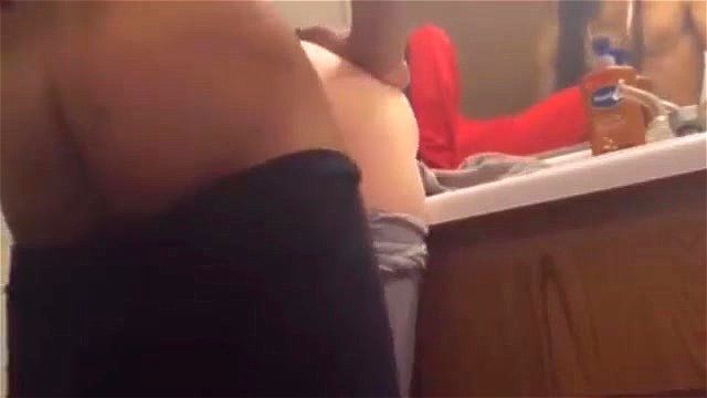 FAT BOOTY SLAMMING HER ASS UNTIL SHE CUMS