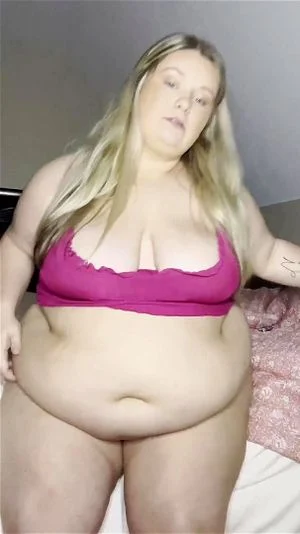 Bbw Belly Porn - Feedee & Weight Gain Videos - SpankBang