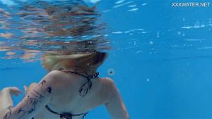 Underwater thumbnail