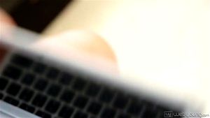 Watch from 0:00:31