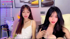 Chinese Camgirl Sophy2000 菲菲&嘉嘉 thumbnail