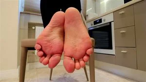 white feet thumbnail