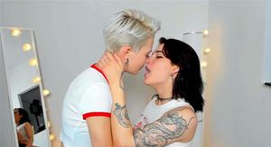 Lesbian cam kissing thumbnail