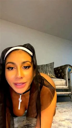 Big Ass Latina Tits Selfie - Watch Latina shows her tits and move her big ass - Latina, Big Ass, Big  Tits Porn - SpankBang