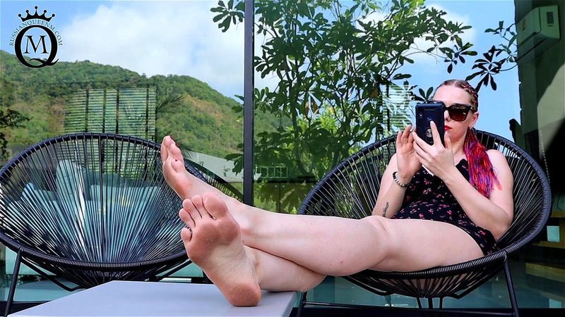 russian long toes russian long toes