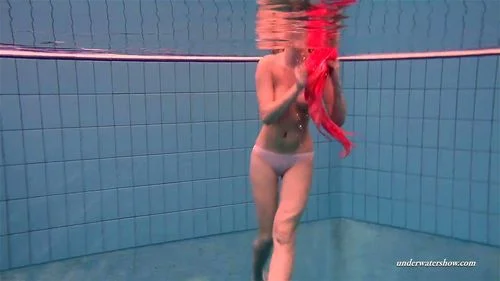 natural tits, solo, Underwater Show, babe