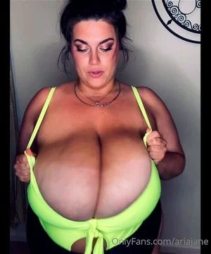 Big Titty Meat thumbnail