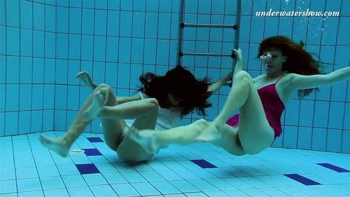 sexy tits, swimming, underwatershow, brunette