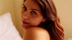 valentina nappi Zishy