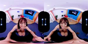 Charlotte Cross thumbnail