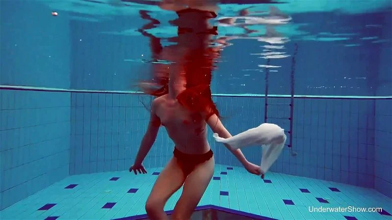 Underwater swimming babe Alice Bulbul