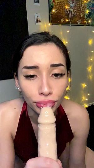 dildo bj thumbnail