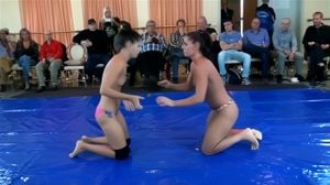 topless wrestling  thumbnail