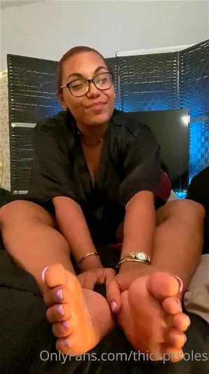 Feet thumbnail