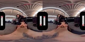 VR Cosplay miniatyrbild