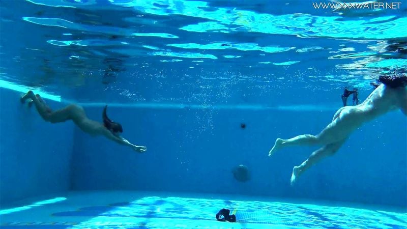 Jessica and Lindsay swim naked in the pool