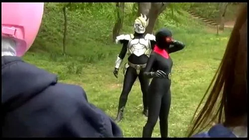 Blue and Pink Rangers switch sides: Blowjob, Japanese & Fetish Porn - SpankBang