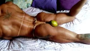 Muscular girls thumbnail