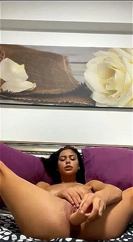 HORNY ROMANIAN BITCH SQUIRT FOR ONLYFANS